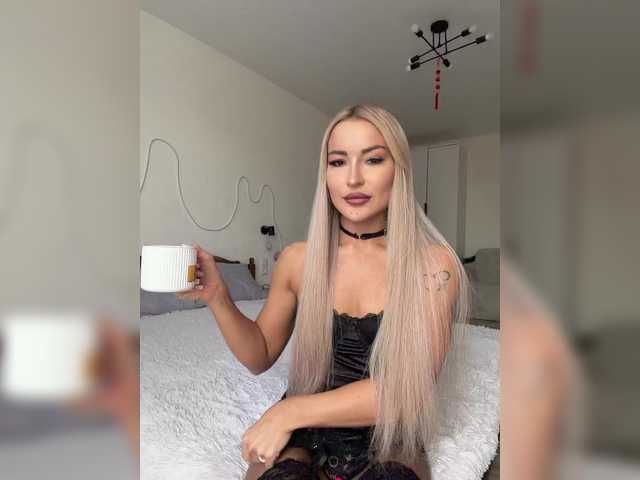 -Costa-rica-'s BongaCams show and profile