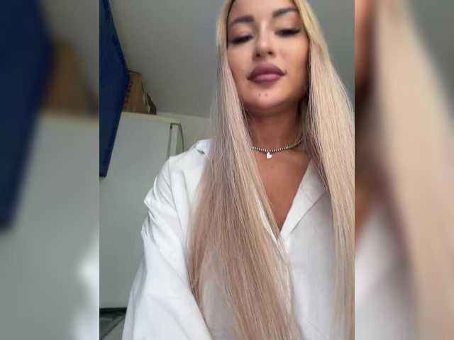 -Costa-rica-'s BongaCams show and profile