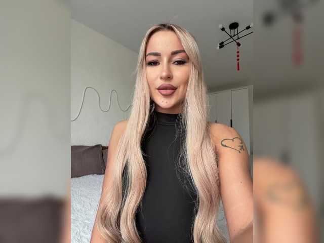 -Costa-rica-'s BongaCams show and profile