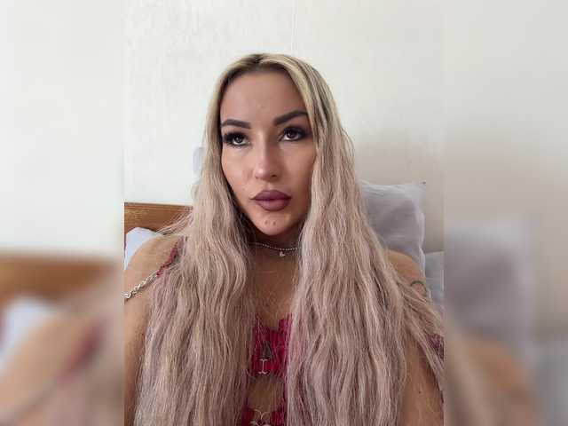 -Costa-rica-'s BongaCams show and profile