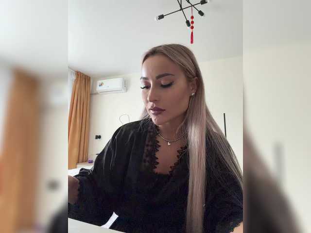 -Costa-rica-'s BongaCams show and profile