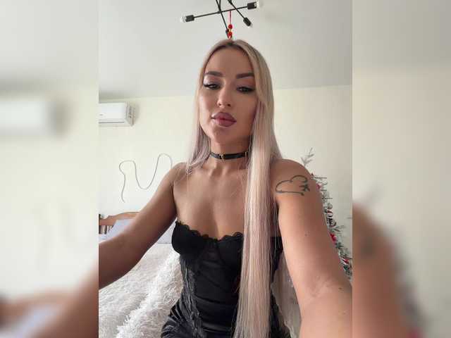 -Costa-rica-'s BongaCams show and profile