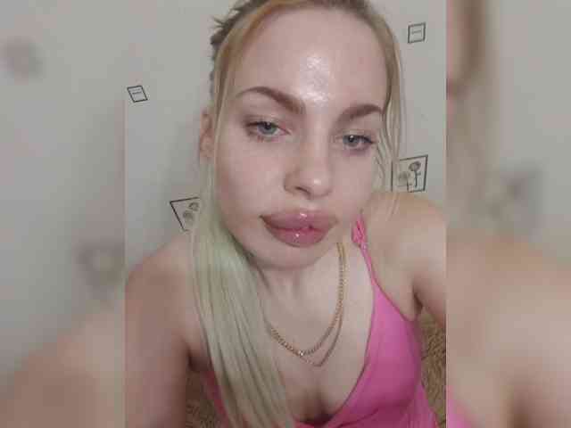 Djesikaa Live Webcam on BongaCams