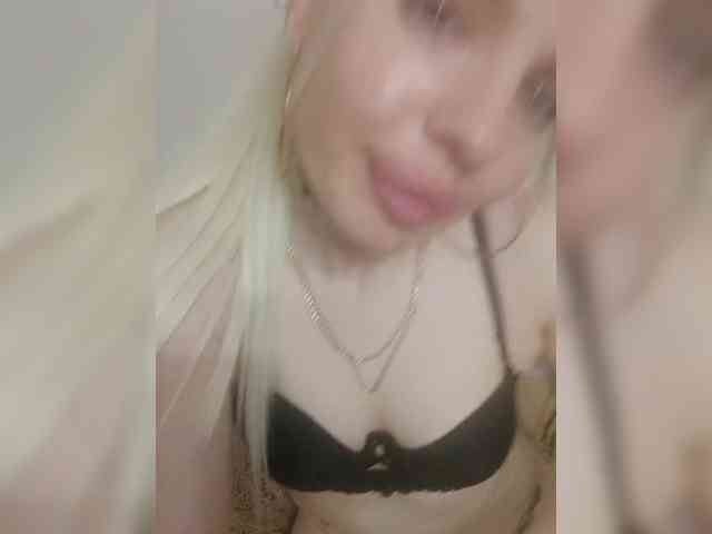 Djesikaa Live Webcam on BongaCams