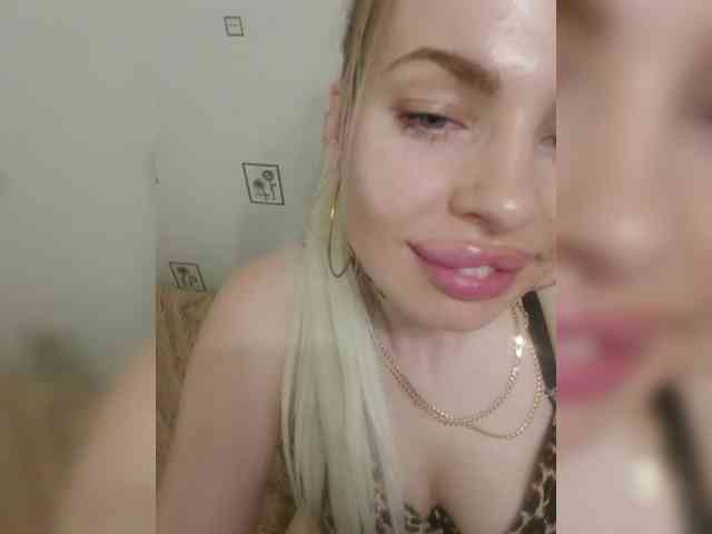 Djesikaa Live Webcam on BongaCams