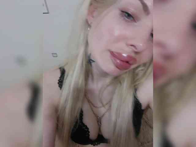 Djesikaa Live Webcam on BongaCams