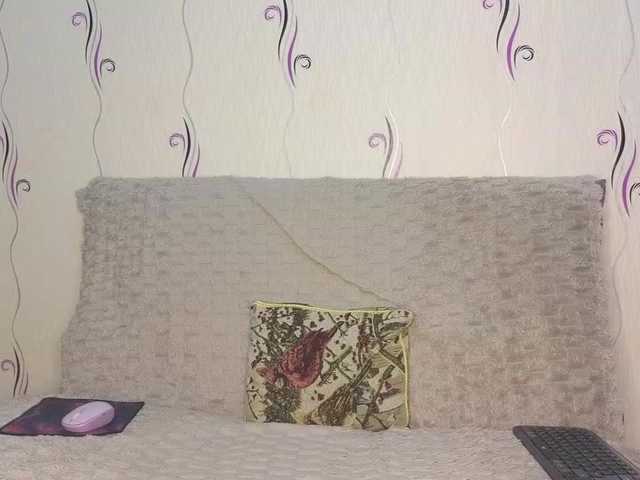 JaimeFoxy's BongaCams show and profile