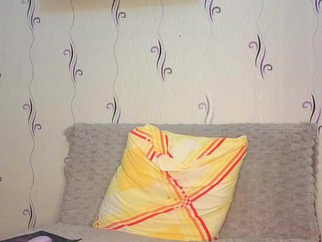 JaimeFoxy's BongaCams show and profile