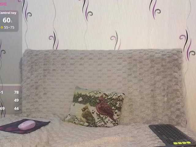 JaimeFoxy's BongaCams show and profile