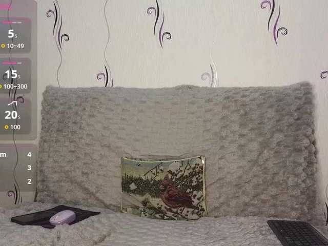 JaimeFoxy's BongaCams show and profile