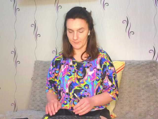 JaimeFoxy's BongaCams show and profile