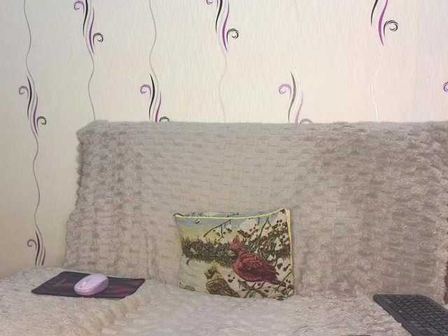 JaimeFoxy's BongaCams show and profile