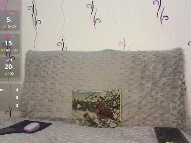 JaimeFoxy's BongaCams show and profile