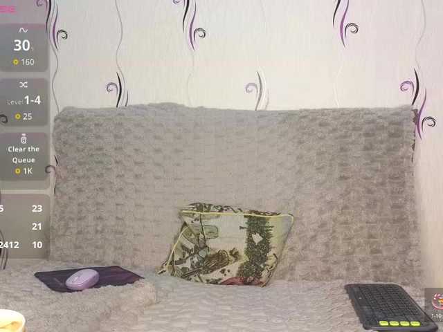 JaimeFoxy's BongaCams show and profile