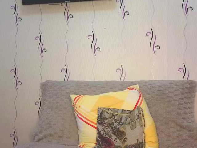 JaimeFoxy's BongaCams show and profile