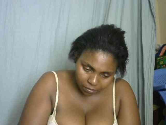 Sweetmama02 webcam