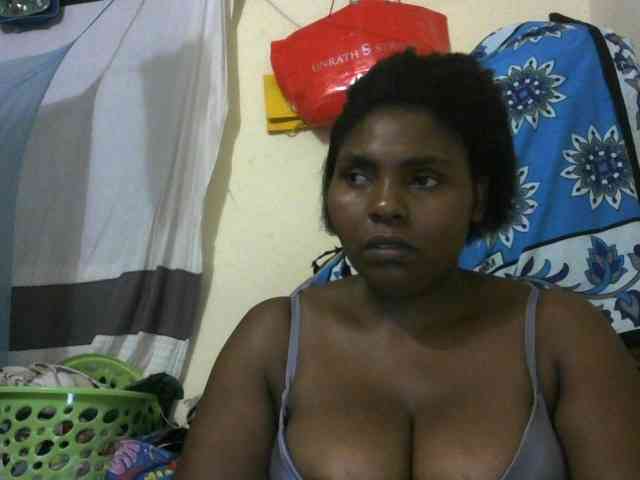 Sweetmama02 webcam