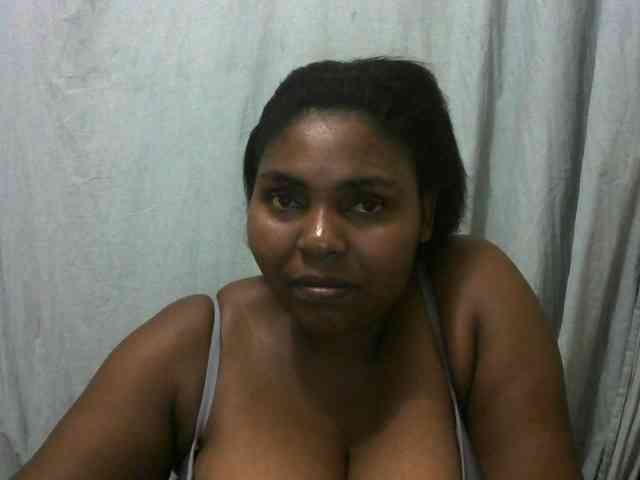 Sweetmama02 webcam