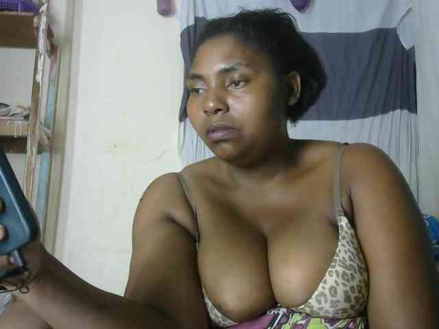 Sweetmama02 webcam
