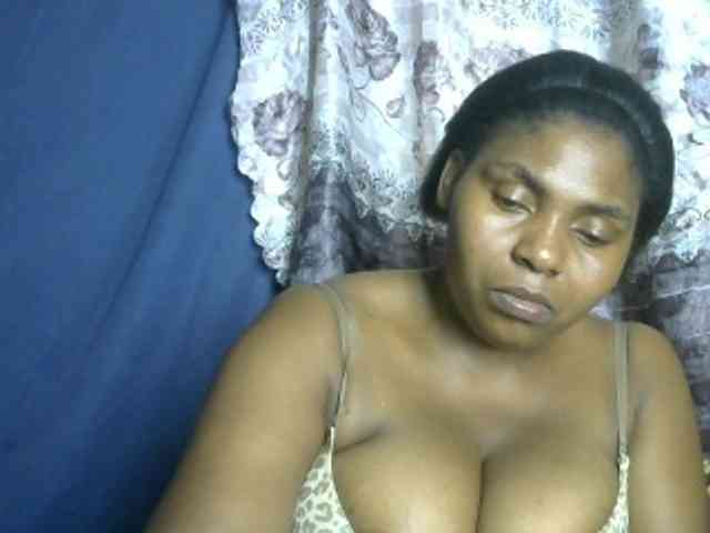 Sweetmama02 webcam