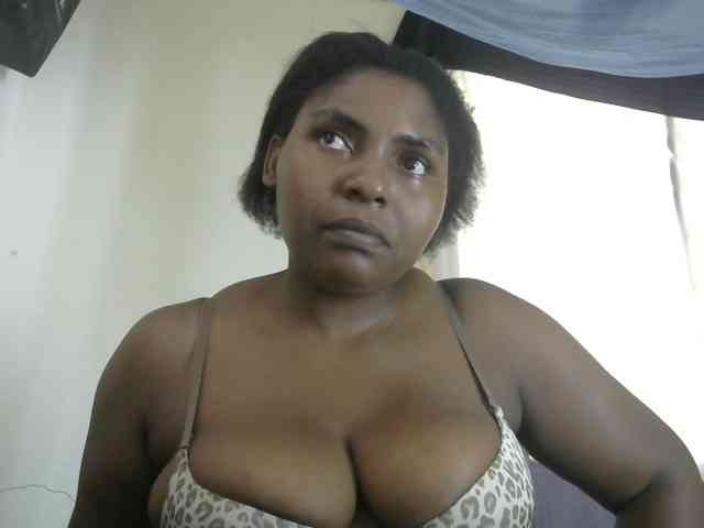 Sweetmama02 webcam