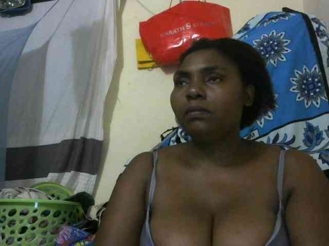 Sweetmama02 webcam