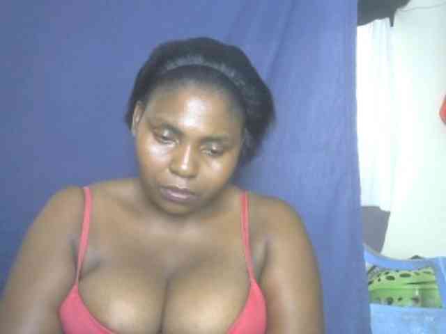 Sweetmama02 webcam