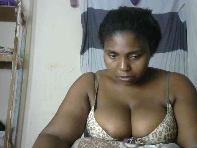 Sweetmama02 webcam