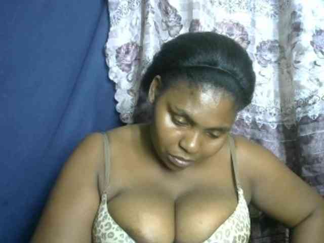 Sweetmama02 webcam