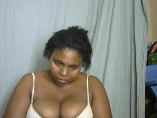 Sweetmama02 webcam