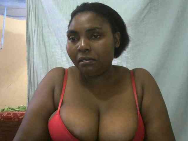 Sweetmama02 webcam
