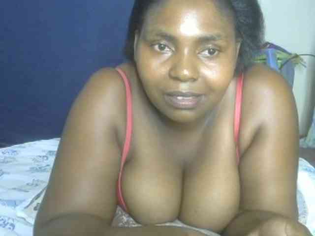 Sweetmama02 webcam