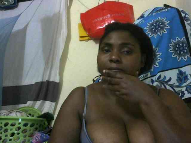 Sweetmama02 webcam