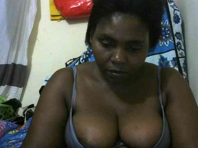 Sweetmama02 webcam