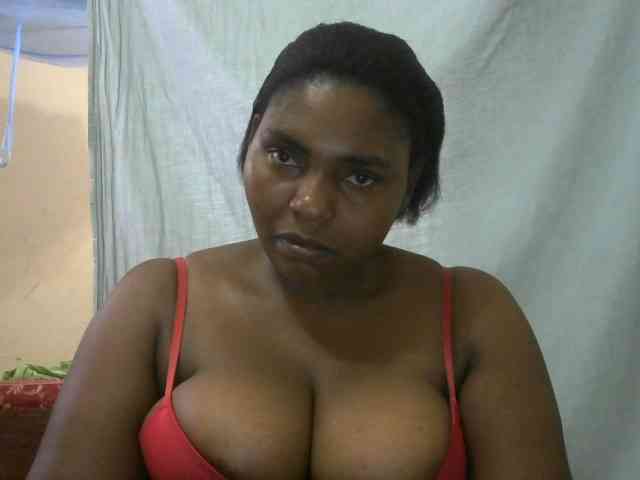 Sweetmama02 webcam