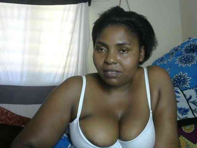 Sweetmama02 webcam