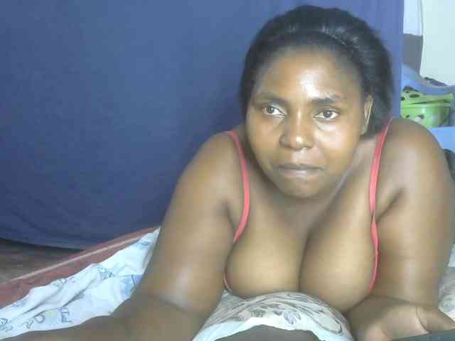 Sweetmama02 webcam