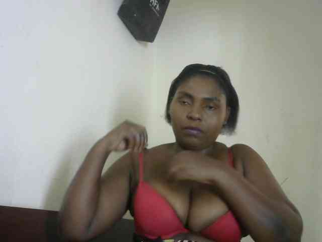 Sweetmama02 webcam