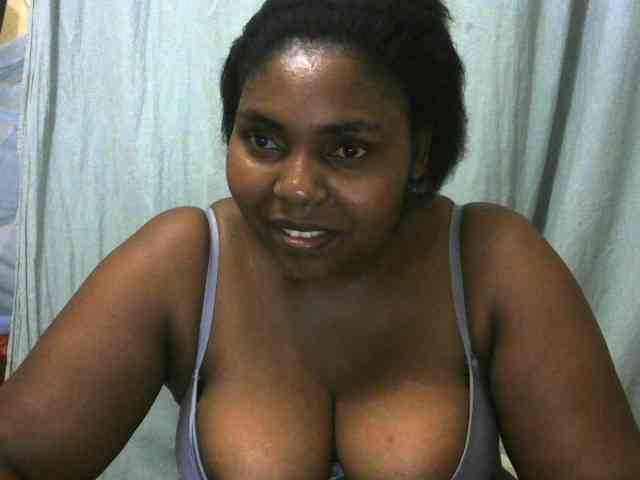 Sweetmama02 webcam