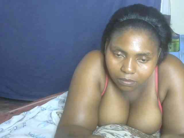 Sweetmama02 webcam