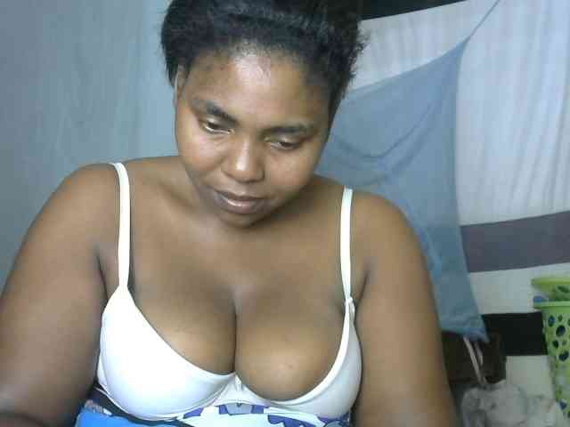 Sweetmama02 webcam