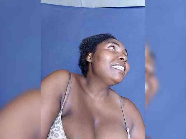 Sweetmama02 webcam