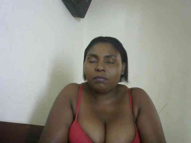 Sweetmama02 webcam