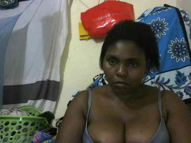 Sweetmama02 webcam