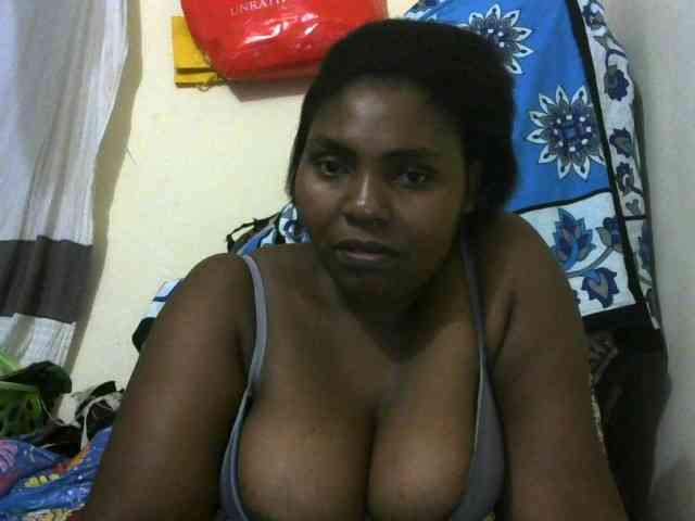 Sweetmama02 webcam