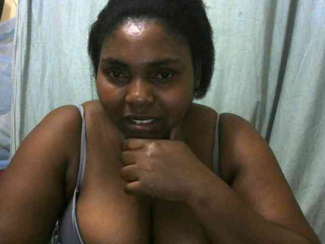 Sweetmama02 webcam