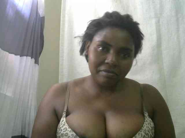 Sweetmama02 webcam