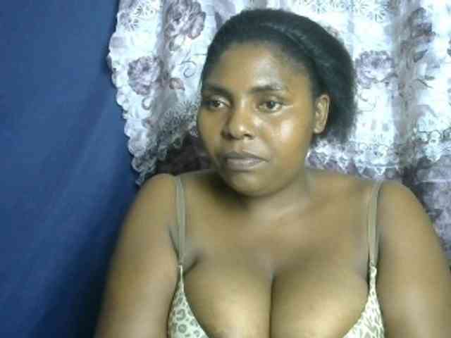 Sweetmama02 webcam