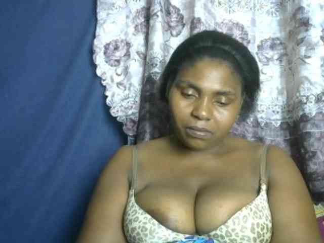 Sweetmama02 webcam