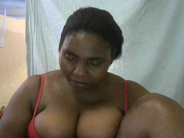 Sweetmama02 webcam
